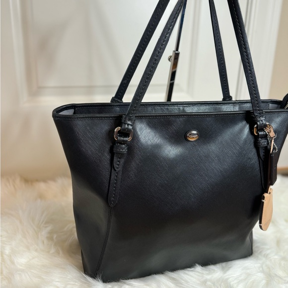 Coach Peyton Zip Top Saffiano Leather Tote Bag in EUC Black - Picture 6 of 13